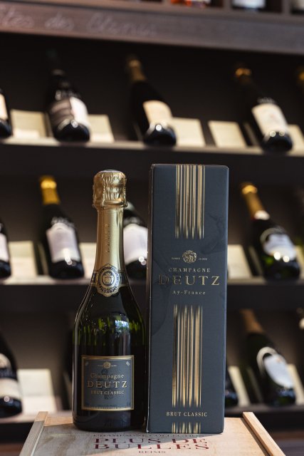 Champagne Deutz - Brut Classic - Media botella 37,5CL - Estuche