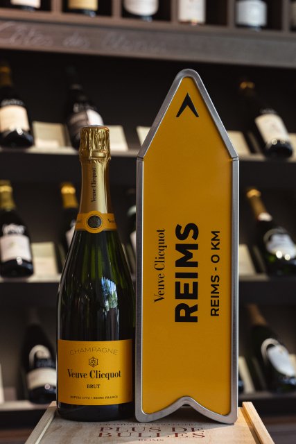 Champagne Veuve Clicquot - Coffret Arrow Reims - Botella 75CL - Cofre