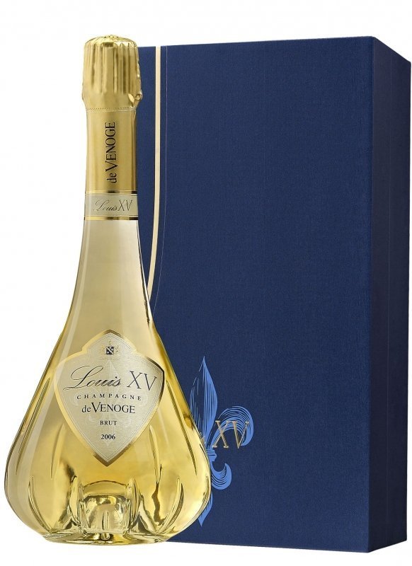 Champagne De Venoge - Cuvée Louis XV 1996 + 2 flûtes - Bouteille 75CL - bouteille + flûtes Champagne De Venoge - Cuvée Louis XV 1996 + 2 flûtes - Bouteille 75CL - bouteille + flûtes